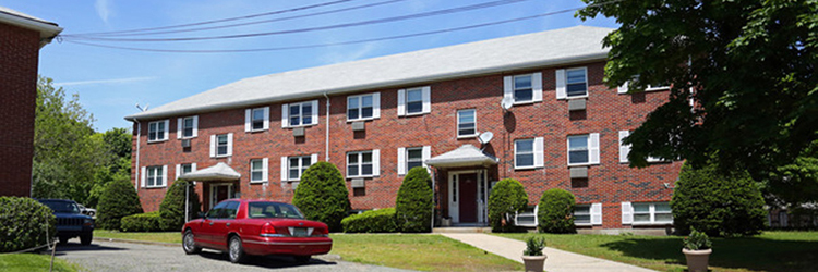 Griffith, Pepdjonovic and Buckley of Marcus & Millichap broker $5.125 million sale of two apartment buildings